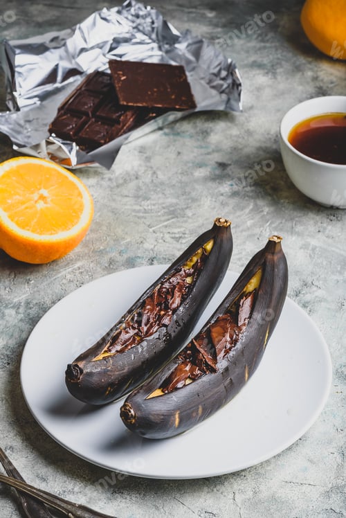 Preview: Grilled bananas with dark chocolate