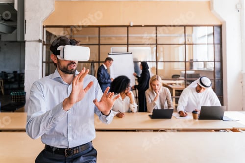 Preview: Multiethnic business team meeting in the office