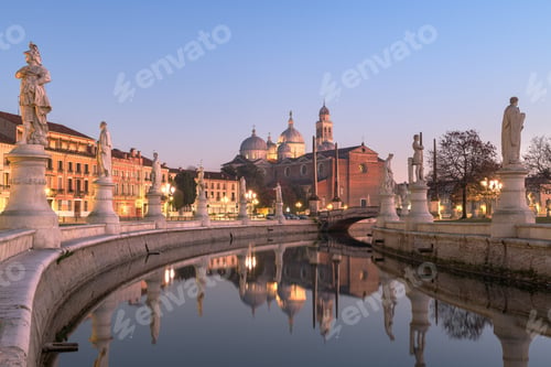 Preview: Padua, Italy at Prato della Valle