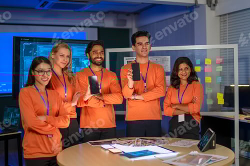 Preview: Group of employees are brainstorming for create mobile application.