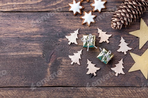 Preview: Christmas decoration on wooden background with copy space