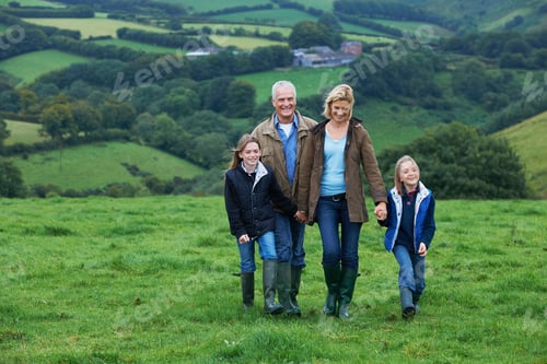 Preview: Grandparents and children on a walk