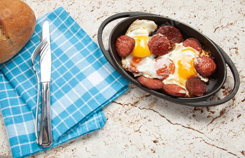 Preview: Turkish Egg with Sausage - Turkish Sucuk