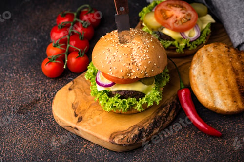 Preview: Burger and cheeseburger with tomato
