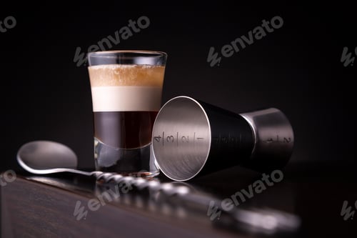 Preview: B 52 layered cocktail