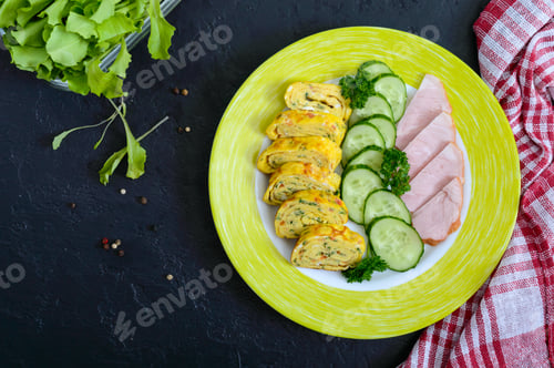 Preview: Omelette, egg roll with ham and fresh cucumber
