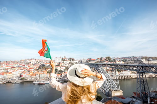 Preview: Woman traveling in Porto city