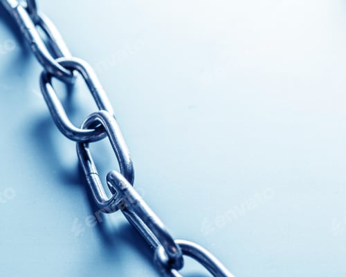 Preview: Detailed closeup lots of silver chains