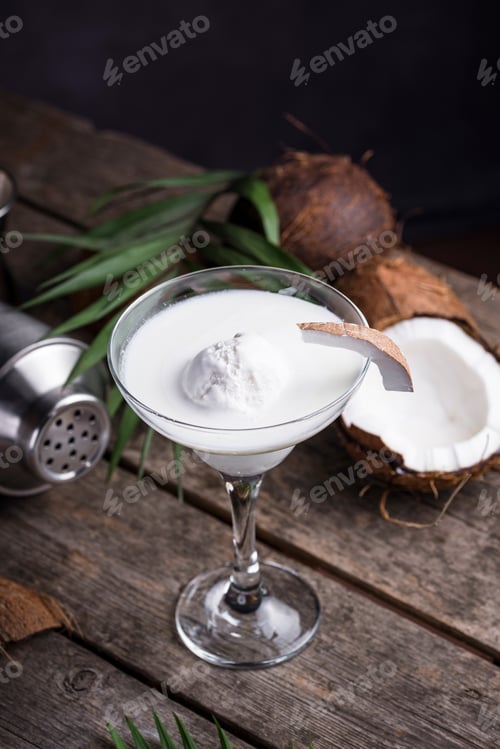 Preview: Coconut Margarita cocktail with ice cream