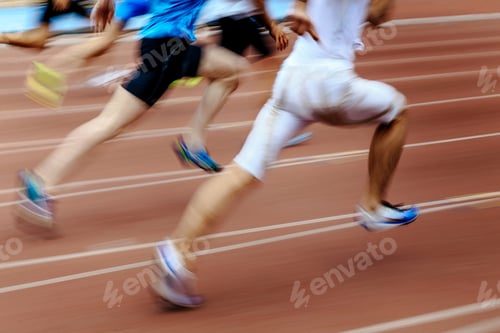 Preview: blurred motion group runners
