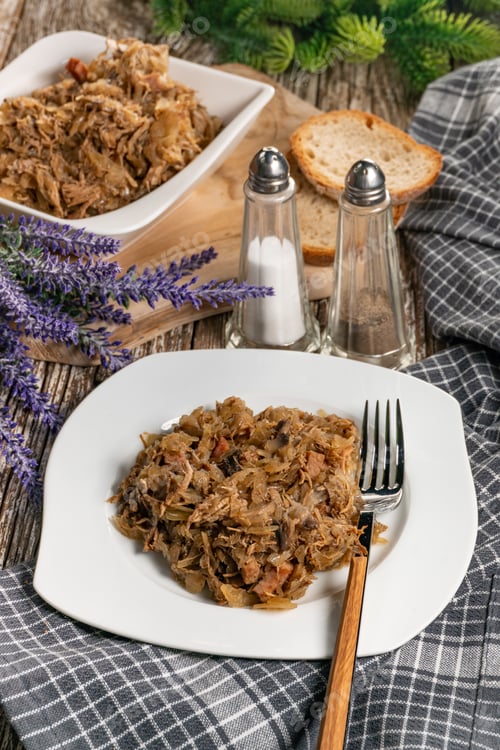 Preview: Bigos - sauerkraut stewed with meat, dried mushrooms and sausage.