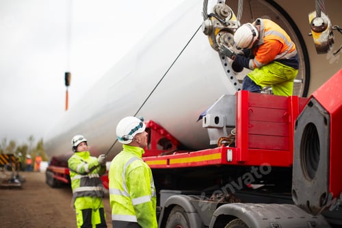 Preview: Engineers working on wind turbine