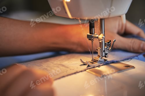 Preview: Sewing machine