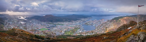 Preview: Panoramic view of Bergen town as seen from the top of Mount Ulri