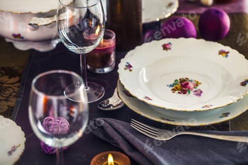 Preview: Table setting