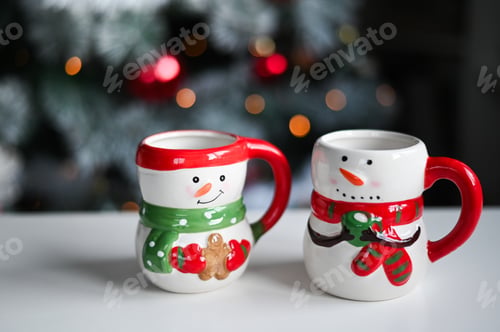 Preview: hot Christmas beverage in snowman shaped cups