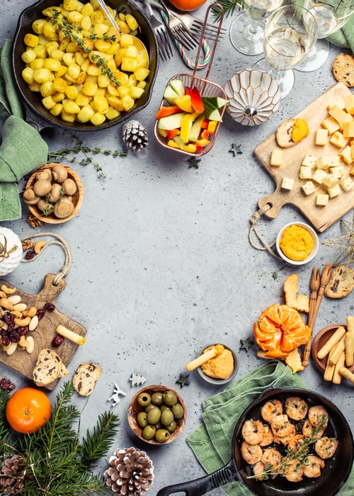 Preview: Christmas dinner party table