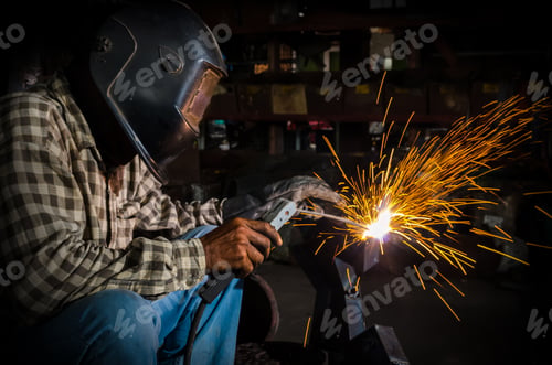 Preview: welder at work