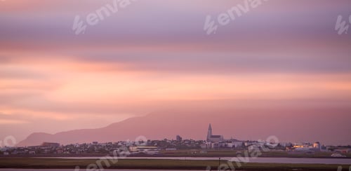 Preview: Reykjavik skyline at midnight, Hallgrimskirkja church, Iceland