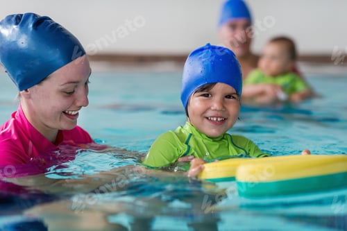 Preview: Little boy learning to swim