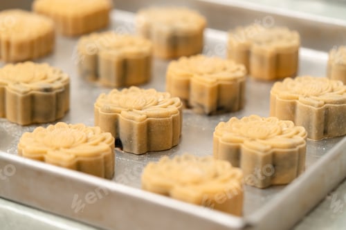 Preview: Mooncake