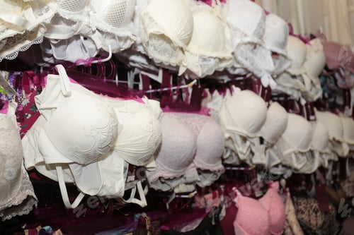 Preview: Display with beautiful female underwear in store
