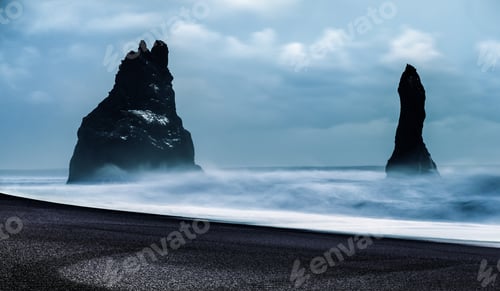 Preview: Beautiful coastline of iceland