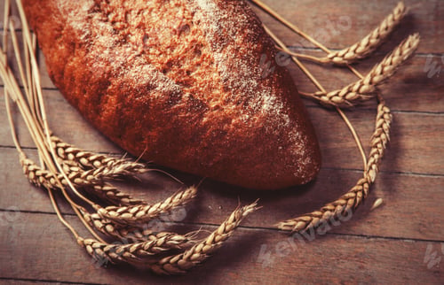 Preview: Delicious bread on a wood table