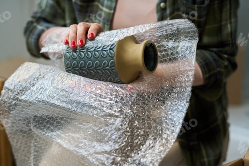 Preview: Preparing household stuff for relocation