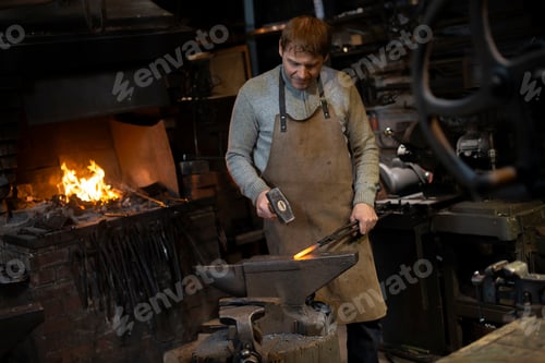 Preview: Blacksmith at work