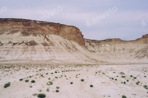 Preview: Sandy cliffs in desert area