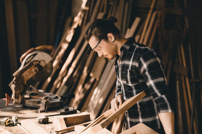 Capenter in 64 Robin Drive, Ipswich, Suffolk, England IP2 0TF