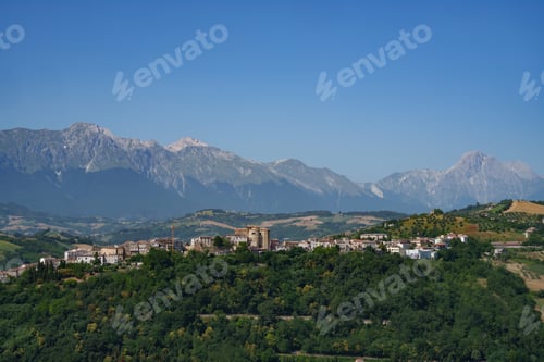 Preview: Country landscape in Abruzzo between Penne and Teramo at summer