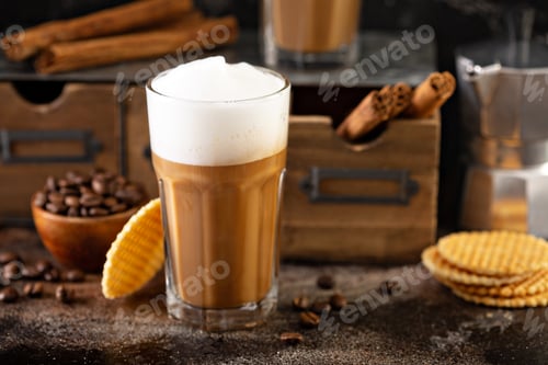 Preview: Coffee latte with thin waffles