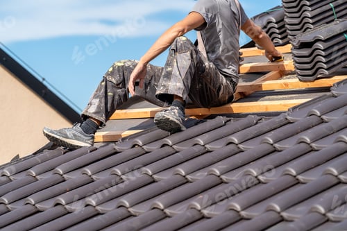 Preview: installation of roofing by a craftsman, ceramic tiles on wooden beams