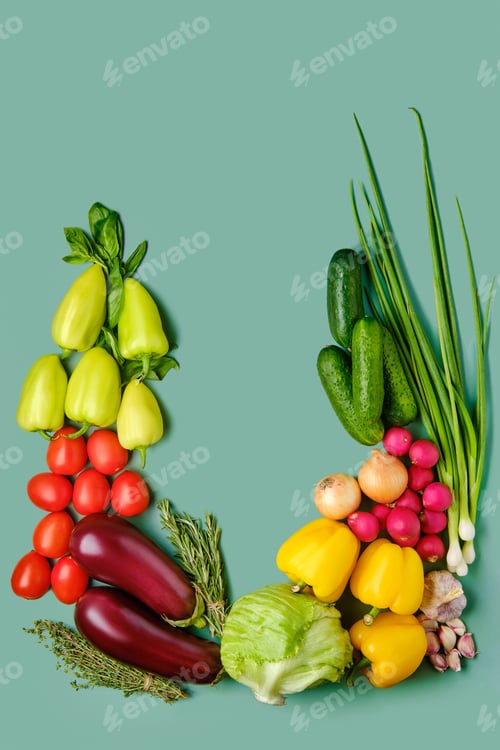 Preview: Composition with fresh vegetables