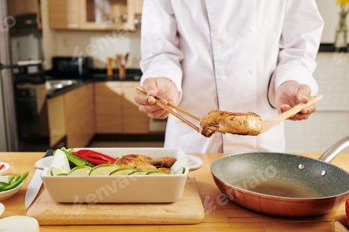 Preview: Chef cooking chicken at home