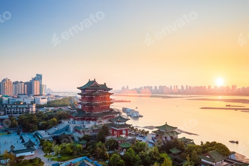 Preview: nanchang tengwang pavilion at dusk