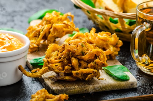 Preview: Crispy Onion Bhajis