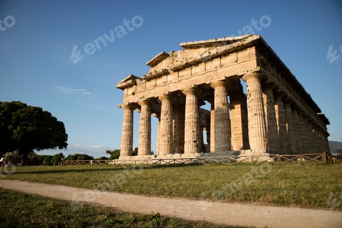 Preview: The ancient ruins of Paestum