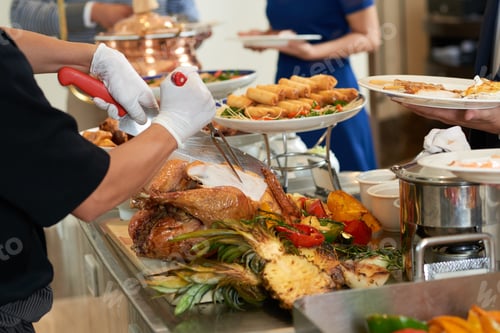 Preview: Serving turkey