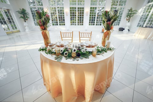 Preview: Elegant wedding tables
