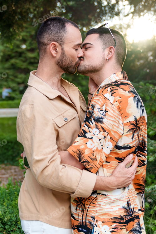 Preview: Tender Kiss Exemplifies LGBT Couple's Love in Enchanting Park Setting