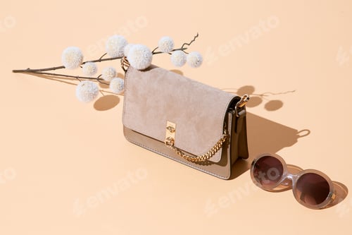 Preview: Stylish womanaccessories