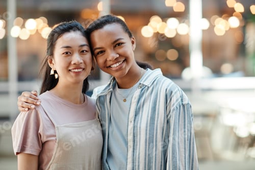 Preview: Portrait of Two Female Friends Outdoors