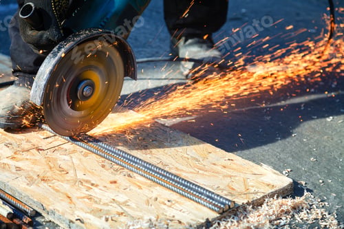 Preview: Cutting steel heavy industry by electric flex