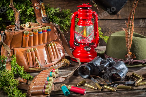 Preview: Hunting lodge full of equipment for hunting