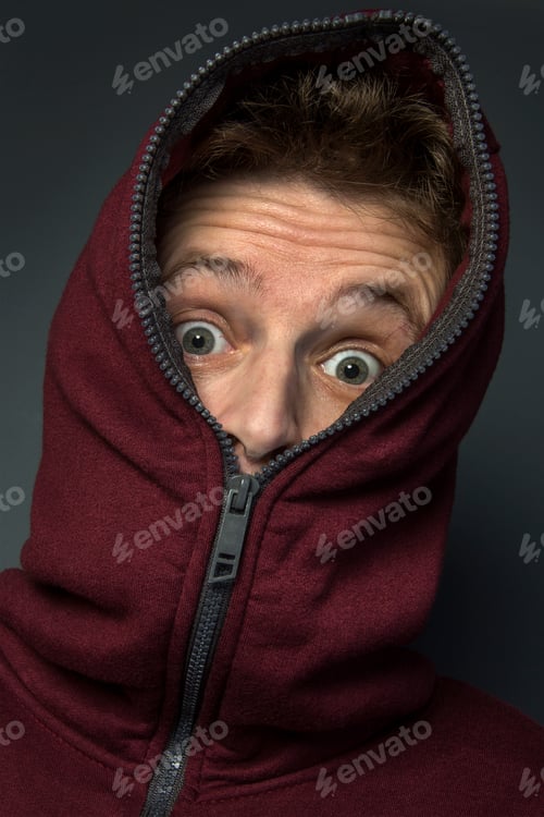 Preview: Man in a hoody