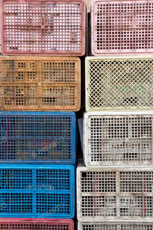 Preview: Plastic container pile