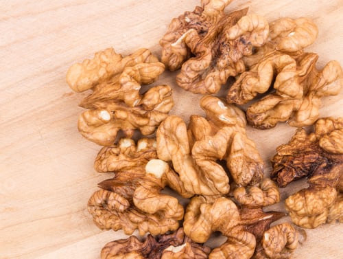 Preview: Close up of bunch walnut kendels